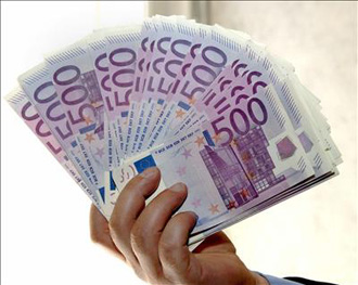 Los billetes de 500 euros se mantienen estables en junio, tras la cada del mes de mayo
